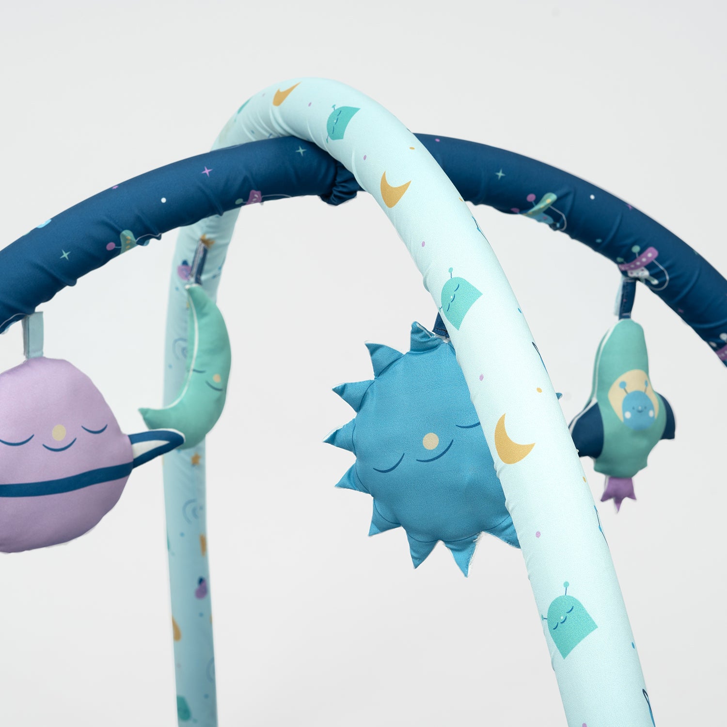 Baby Play Mat | 4 Detachable Toys | Space Friends