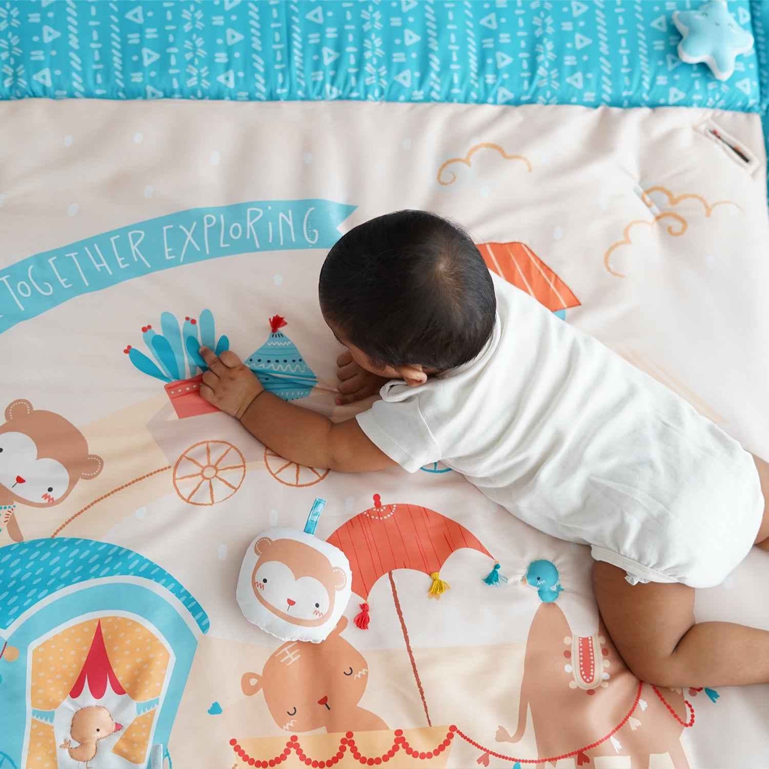 Baby Play Gym | 4 Detachable Toys | Little Finder