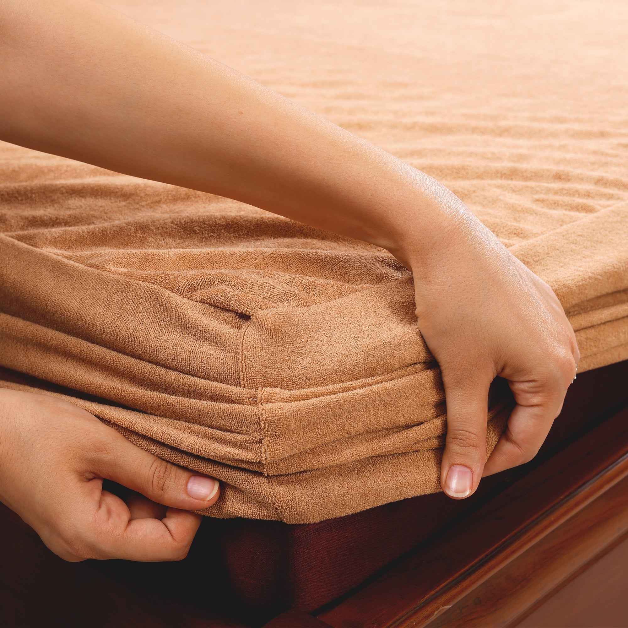 Waterproof Soft Terry Cotton Breathable Fitted Style Mattress Protector With Pillow Cover - Camel