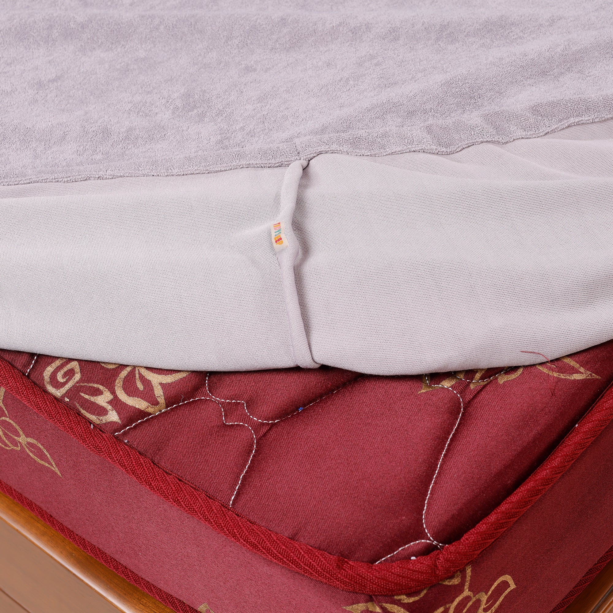 Waterproof Soft Terry Cotton Breathable Fitted Style Mattress Protector With Pillow Cover - Gray