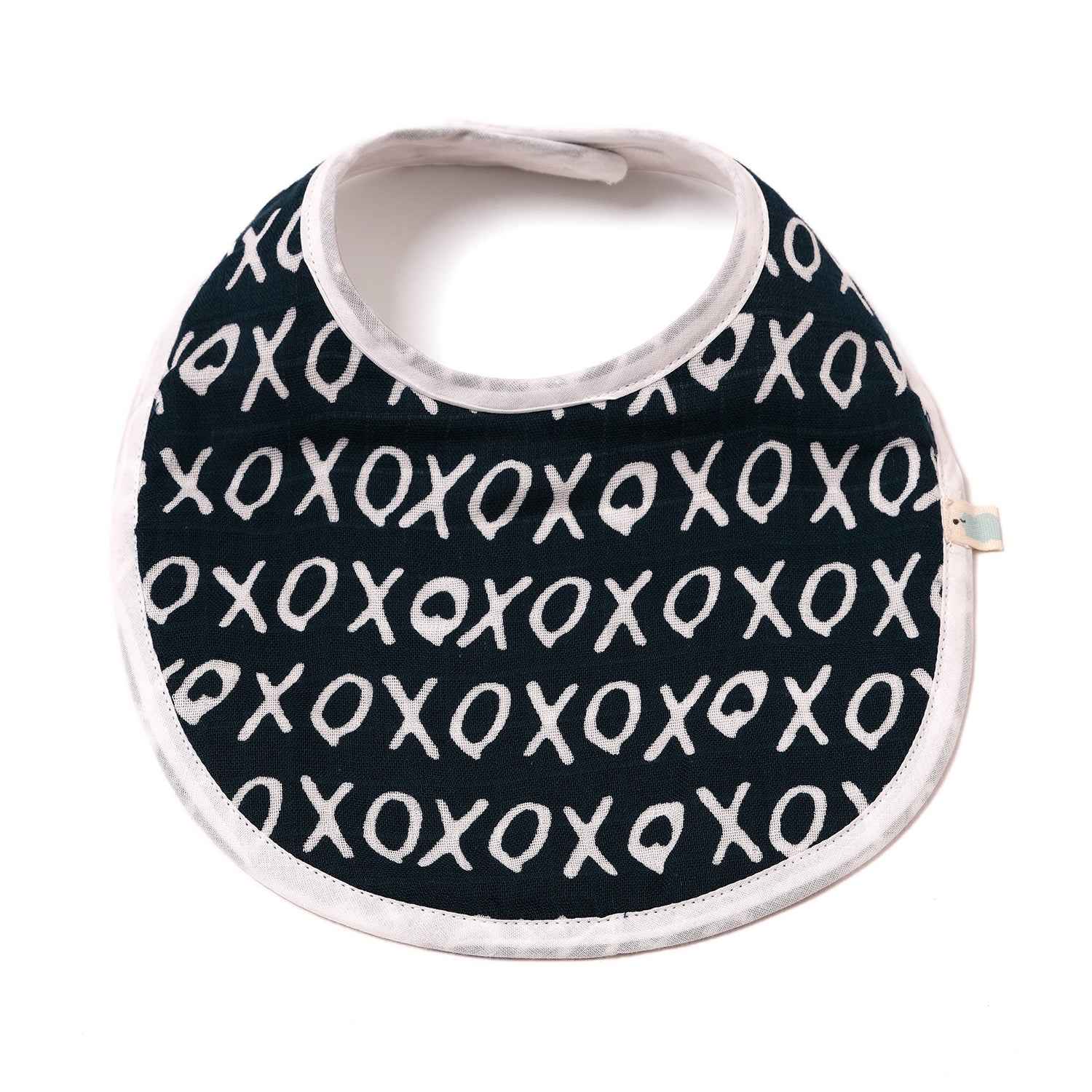 Muslin Bib - XOXO