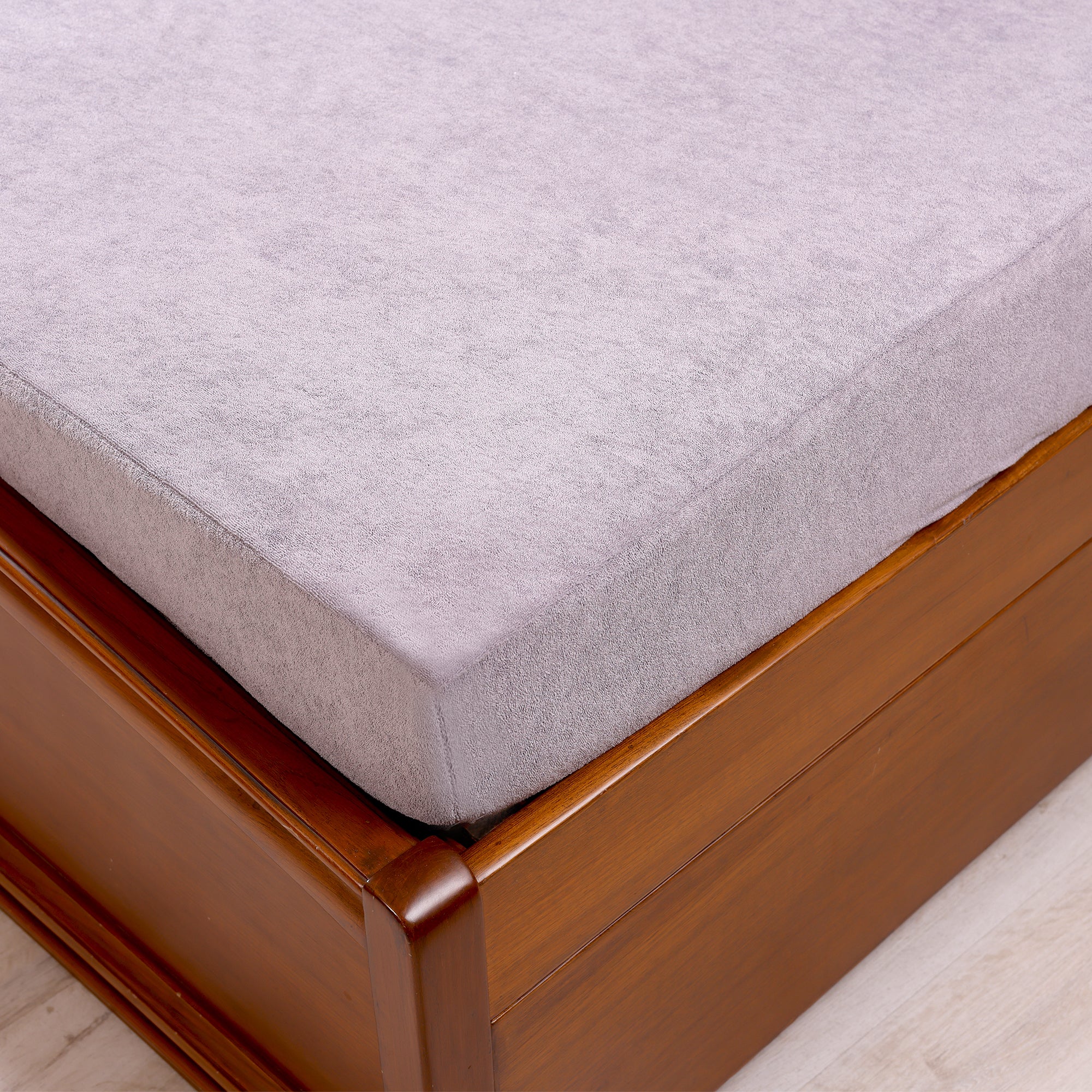 Waterproof Soft Terry Cotton Breathable Fitted Style Mattress Protector - Gray