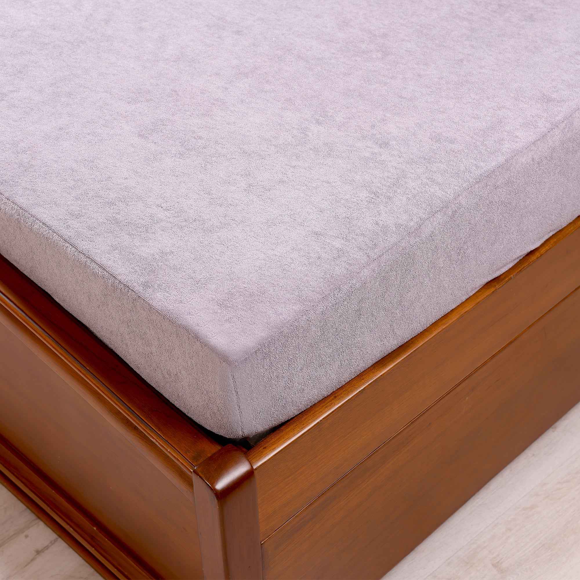 Waterproof Soft Terry Cotton Breathable Fitted Style Mattress Protector - Gray