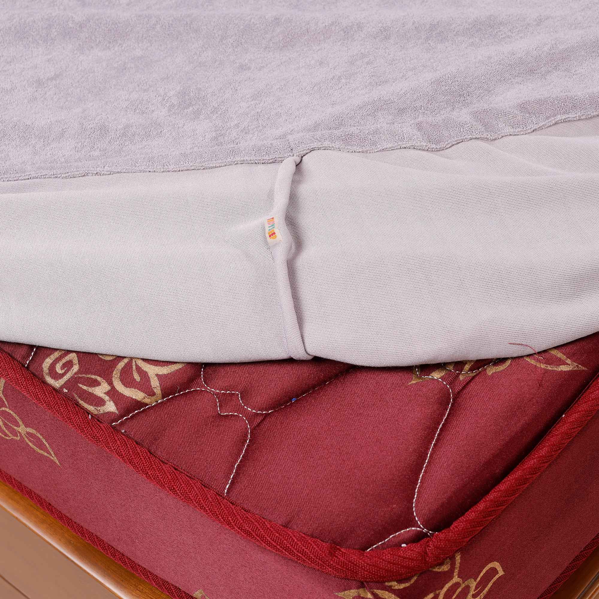 Waterproof Soft Terry Cotton Breathable Fitted Style Mattress Protector - Gray