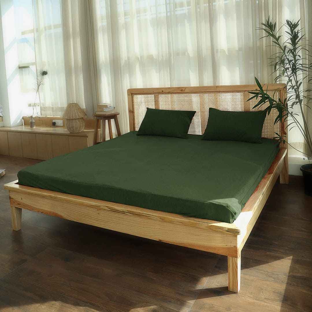 Waterproof Soft Terry Cotton Breathable Fitted Style Mattress Protector - Green