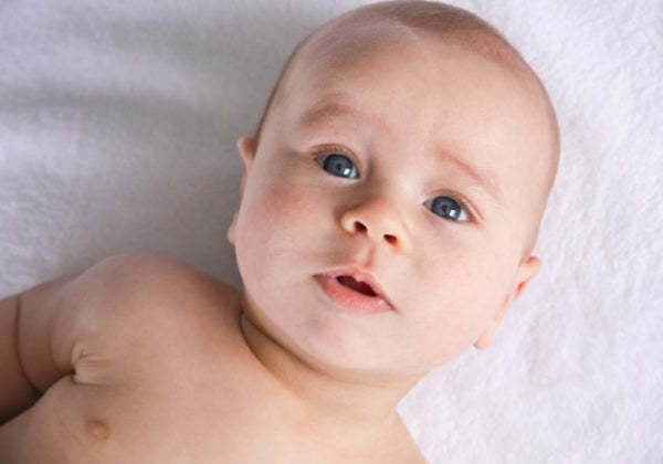 Why diaper-free time is essential for babies?